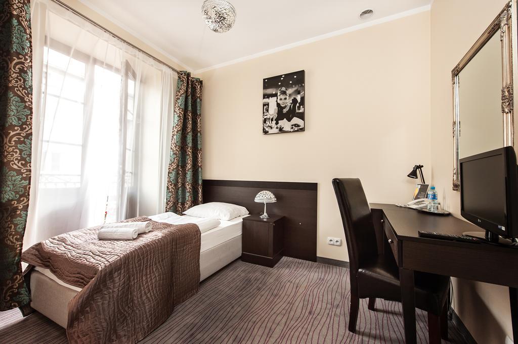Hotel Willa Adriana Płock Rum bild